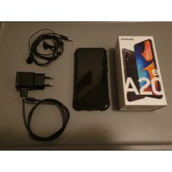 Samsung Galaxy A20e (SM-A202F/DS)