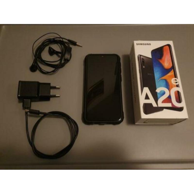 Samsung Galaxy A20e (SM-A202F/DS)