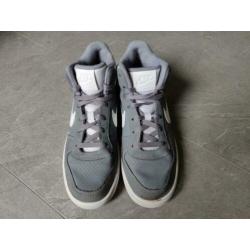 Nike Court Borough Maat 40 Grijs/Wit