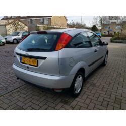 Ford Focus 1.6-16V Trend AUTOMAAT/NW APK/AIRCO