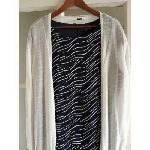 Mooie set Donkerblauwe jurk Wit Vest mt 44 College Style