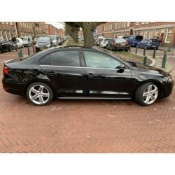 Volkswagen Jetta 1.4 TSI 110KW Hybrid Dsg7 2013 Zwart