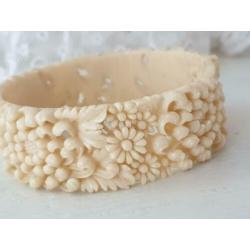 Antieke armband ivoor van voor 1947