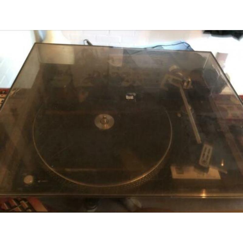 Dual 1237 automatic belt drive platenspeler