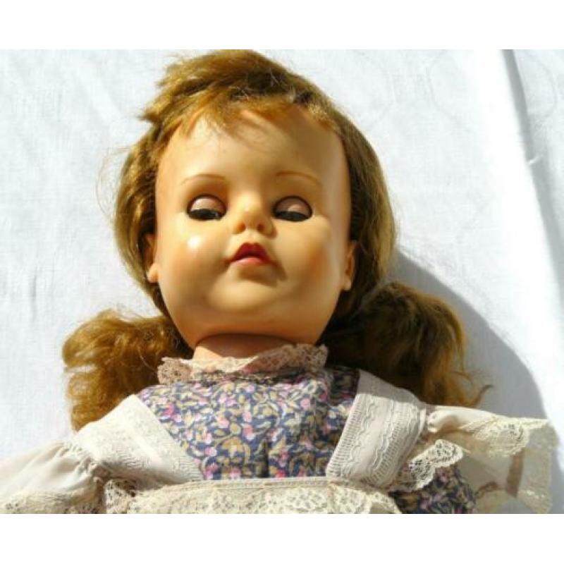 Ideal Doll, gaaf en origineel gekleed 60 cm lang, mooi !!!