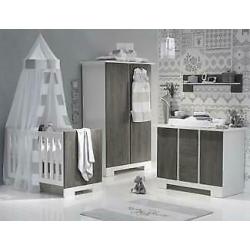 Interbaby Chicago babykamer / meegroei kamer zeer compleet!