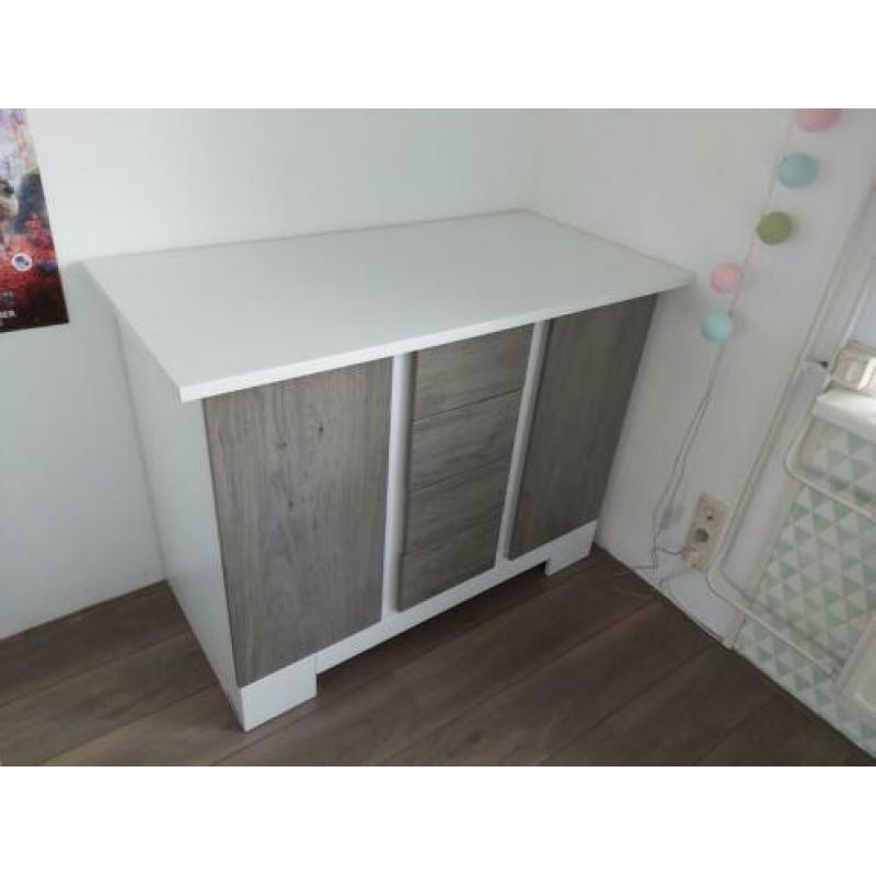 Interbaby Chicago babykamer / meegroei kamer zeer compleet!