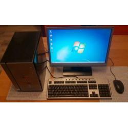Complete desktop pc met Asus en Benq scherm!