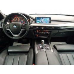 BMW X5 2.5d xDrive High Exe M-Sport 232pk Aut8- Pano, Leer,