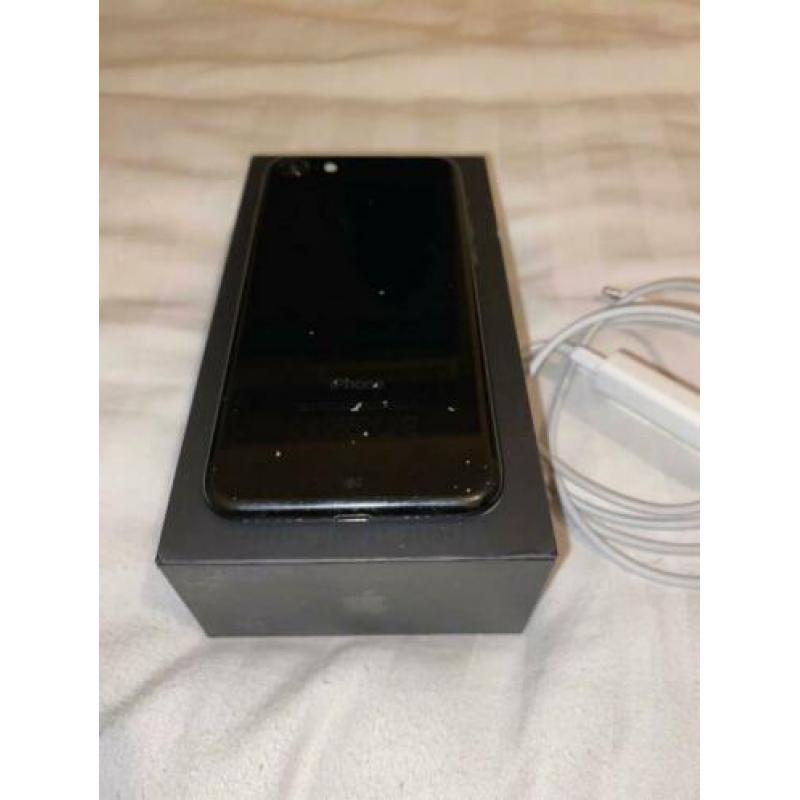 Nette Iphone 7 128GB zwart met doos