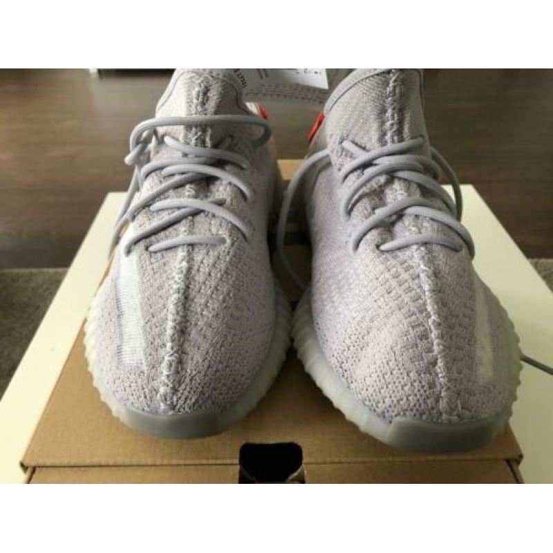 yeezy boost 350 v2