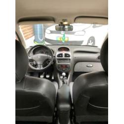Peugeot 206 2.0 GTI 2004 Nieuwe APK. Lage km-stand NAP