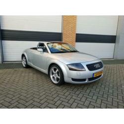 Audi TT Roadster 1.8 5V Turbo Nieuwe apk! Xenon verlichting