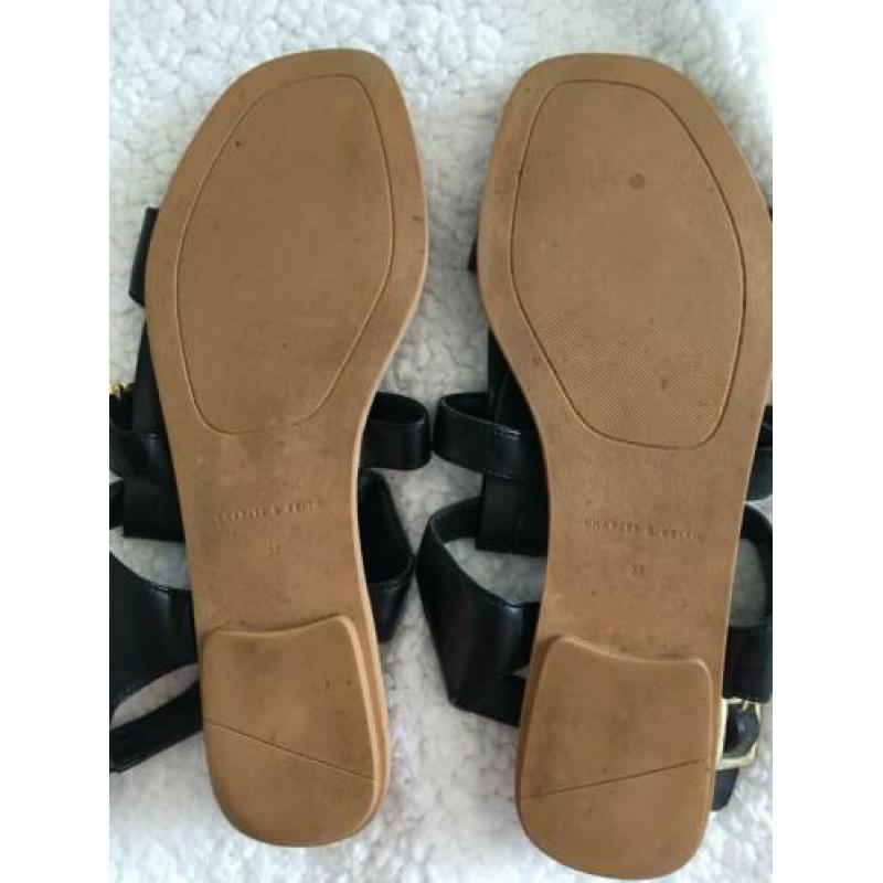 Charles & Keith zwarte leren sandalen 37