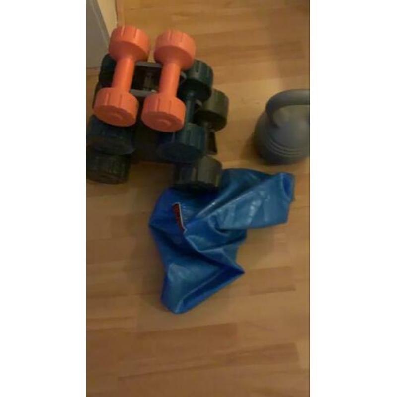 Fitness gewichten kettlebel bal