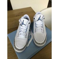 Air Jordan 3 UNC retro maat 44,5