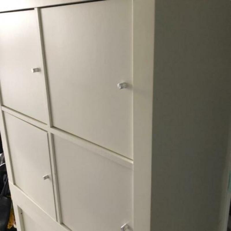 IKEA Kallax kast met 4 deuren