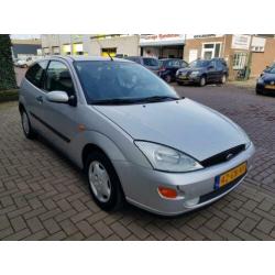 Ford Focus 1.6-16V Trend AUTOMAAT/NW APK/AIRCO