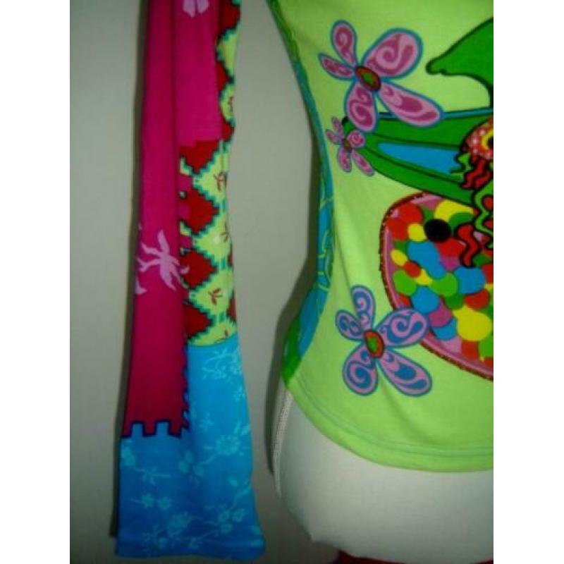 LEUK en TRENDY t-shirt met vele kleuren en print mt. S