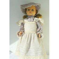 Ideal Doll, gaaf en origineel gekleed 60 cm lang, mooi !!!