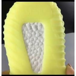 Adidas yeezy 350 v2 yeezreel yellow