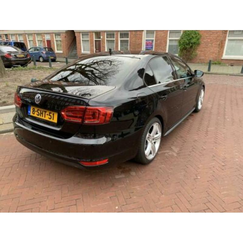 Volkswagen Jetta 1.4 TSI 110KW Hybrid Dsg7 2013 Zwart