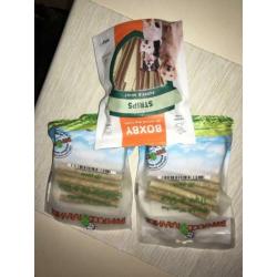 Boxby & Farmfood Snacks Stripe’s Dental Munchie botjes