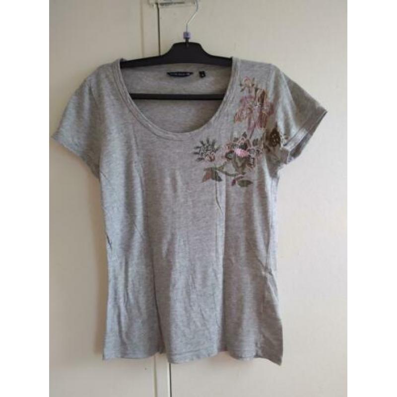 River Woods lichtgrijs geborduurd T-shirt maat M
