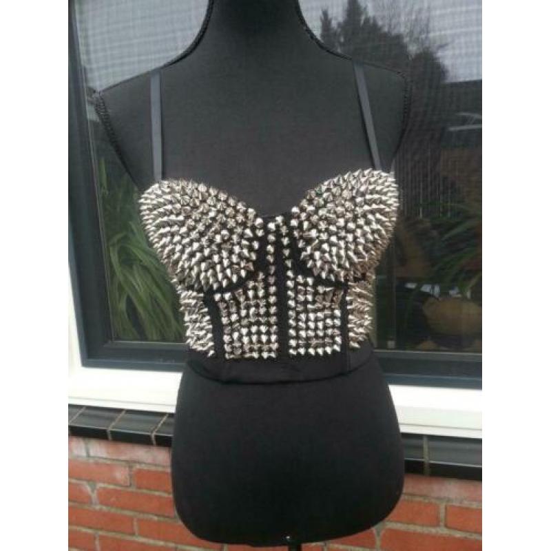 Super gave bh met studs maat S € 25,00