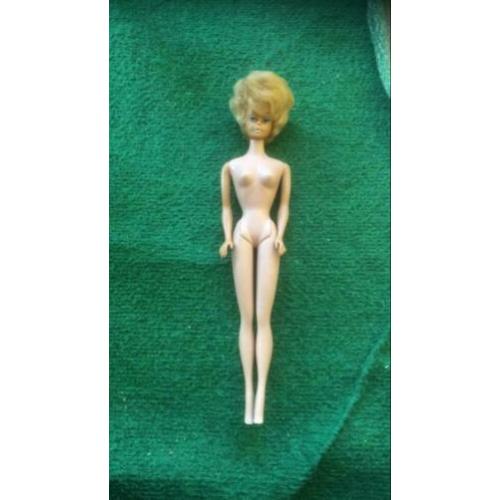 Oude Barbie pop