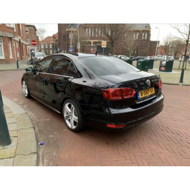 Volkswagen Jetta 1.4 TSI 110KW Hybrid Dsg7 2013 Zwart