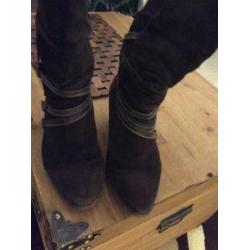 zachte suede warme winterlaarzen maat 40