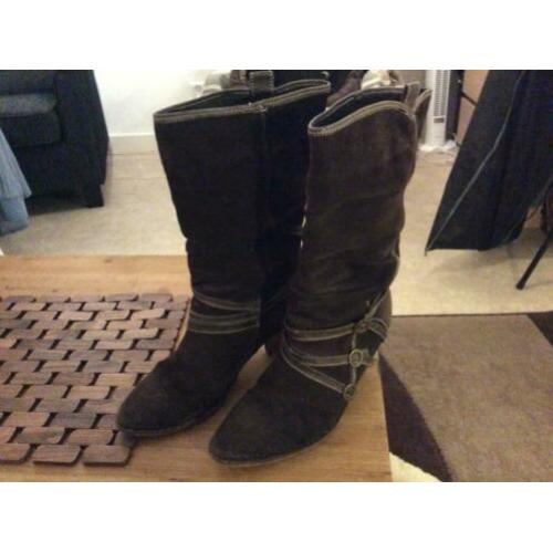 zachte suede warme winterlaarzen maat 40