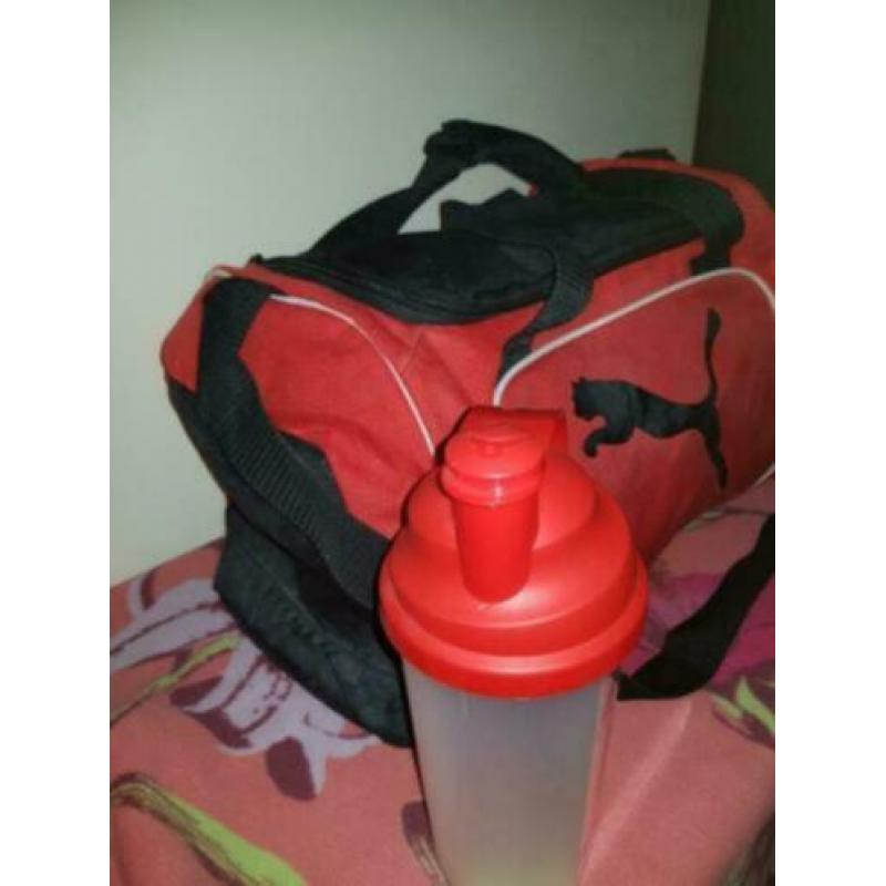 Z.G.A.N sporttas Puma met nieuwe shake beker en slotje