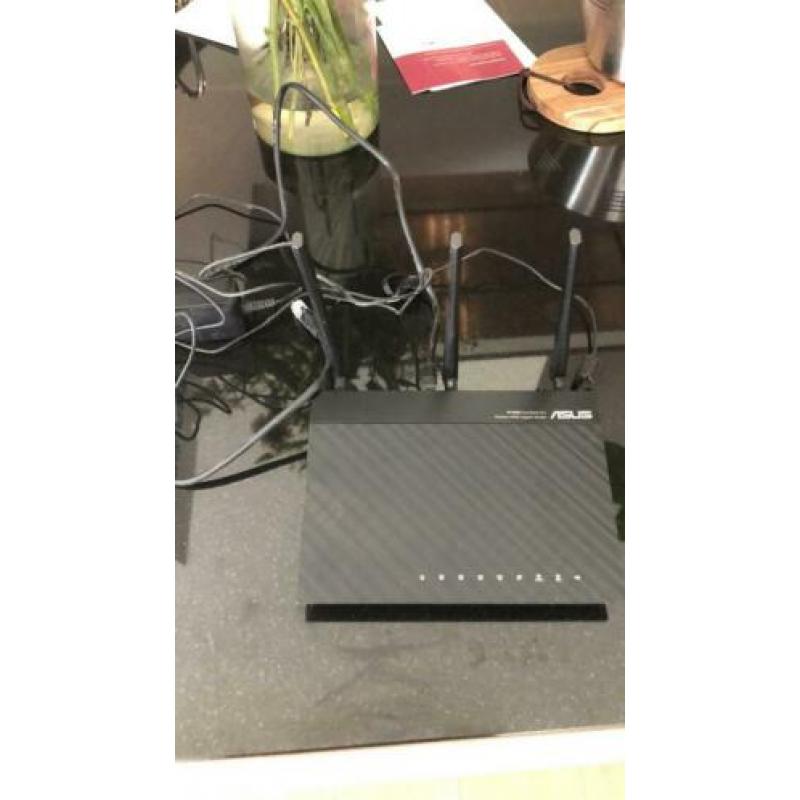 ASUS RT-N66U wireless router