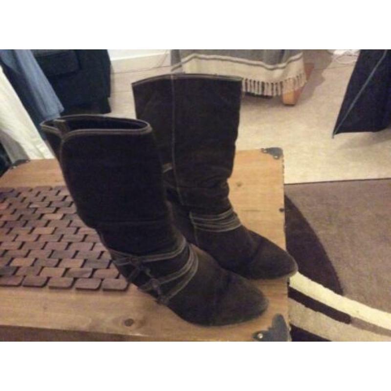 zachte suede warme winterlaarzen maat 40