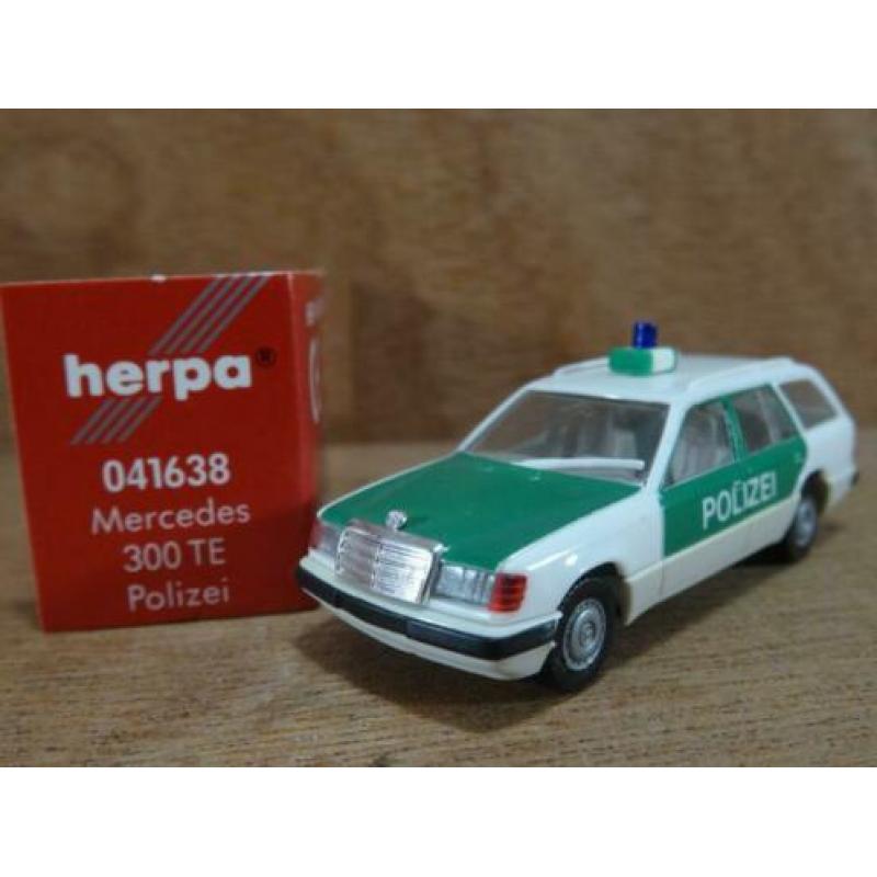 HERPA 1:87, MB 300-TE, Polizei, OVP-041638, Zie foto`s