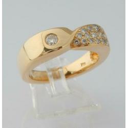 Exclusieve zware 18 karaat Gouden Ring 0.58 karaat Briljant