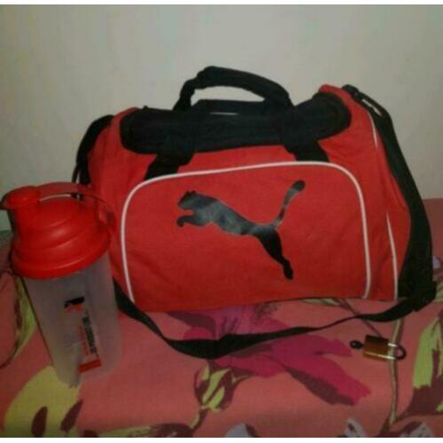 Z.G.A.N sporttas Puma met nieuwe shake beker en slotje