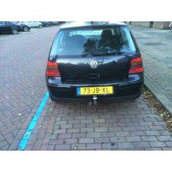 Volkswagen Golf 1.6 77KW 2002 Zwart