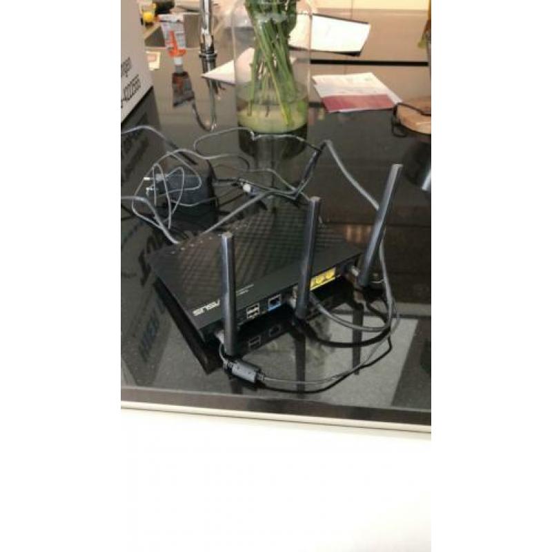 ASUS RT-N66U wireless router
