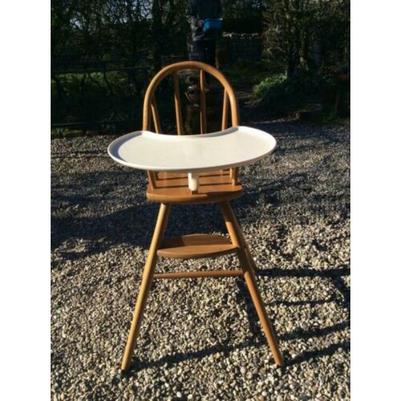 Hoge stabiele kinderstoel voor baby/peuter
