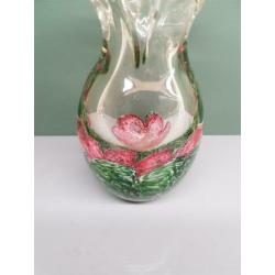 Kristallen design vaasje Hongarije Zwitserland, €10,-.