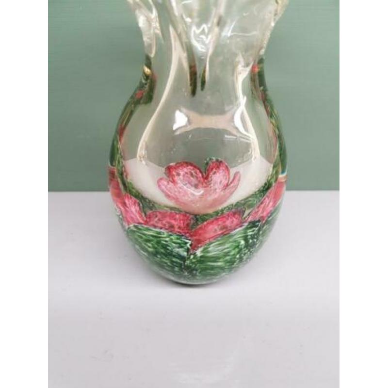 Kristallen design vaasje Hongarije Zwitserland, €10,-.
