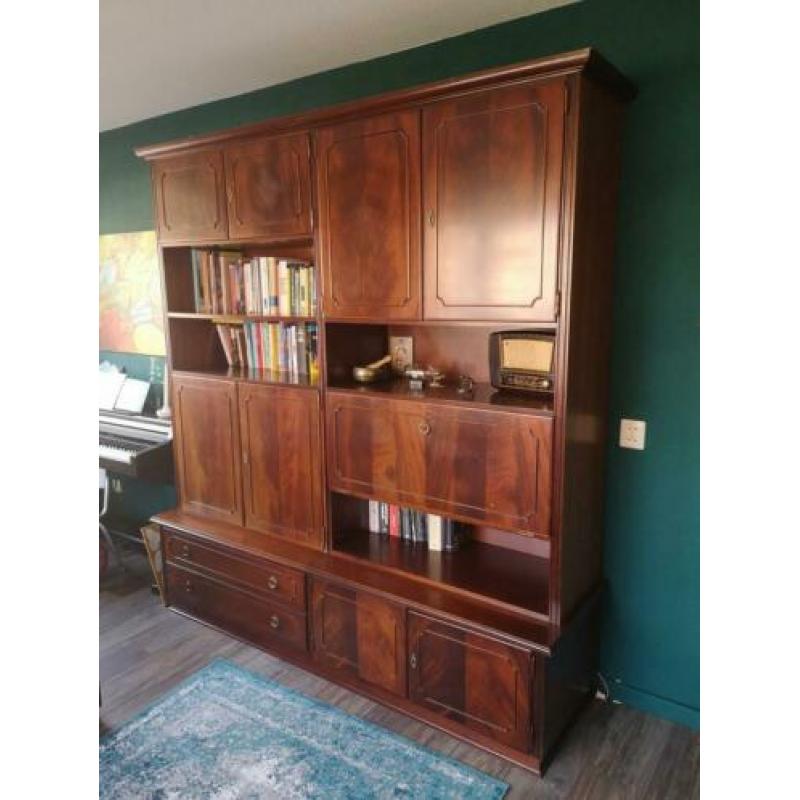 Retro mahoniehouten kast