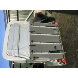 Hotra 2 paards trailer keurige trailer