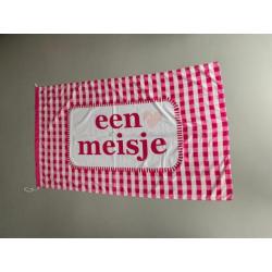 Geboorte vlag meisje en roze strik voor aan de voordeur
