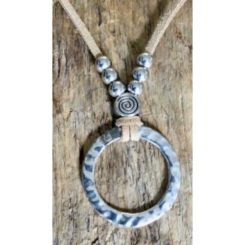 Boho Ibiza festival ketting / riem veertjes