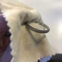 Buddha to Buddha ring dunia ellen maat 19