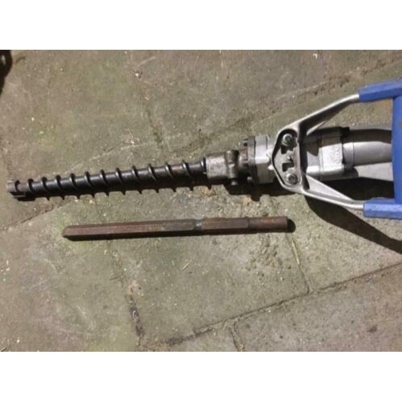 Tekoop Kango Combi Hamer met Boor en beitel.